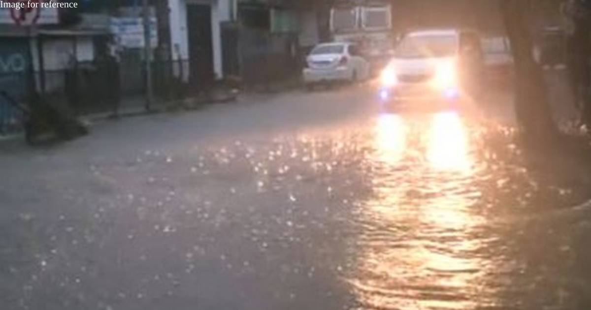Rains continue to lash Mumbai, several areas including Andheri Subway waterlogged